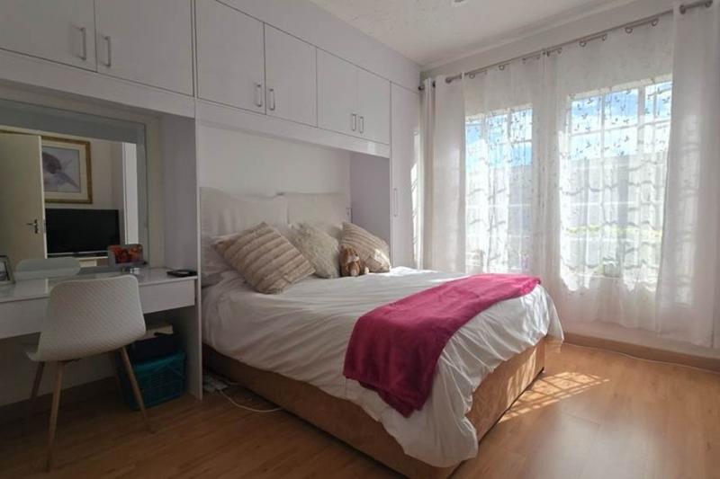 2 Bedroom Property for Sale in Bedfordview Gauteng