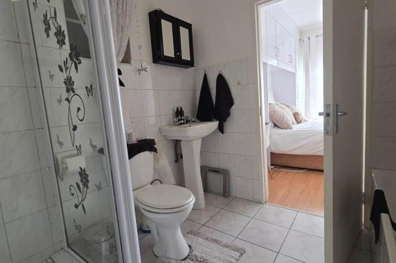 2 Bedroom Property for Sale in Bedfordview Gauteng