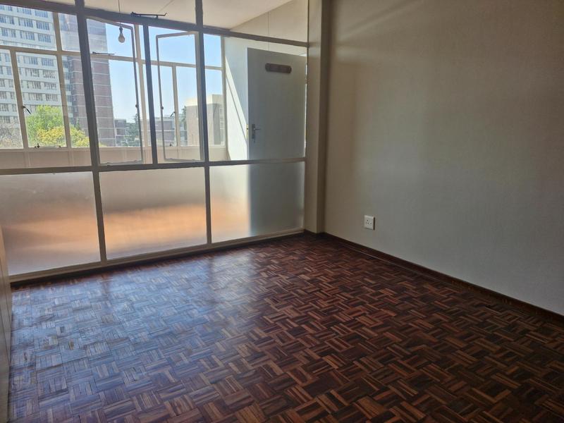 To Let 1 Bedroom Property for Rent in Bedford Gardens Gauteng
