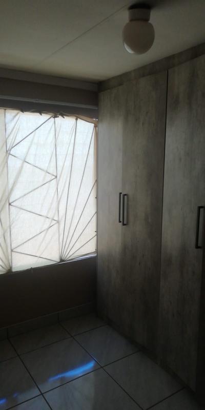To Let 2 Bedroom Property for Rent in Vosloorus Gauteng