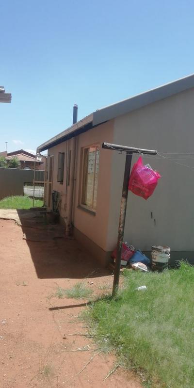 To Let 2 Bedroom Property for Rent in Vosloorus Gauteng