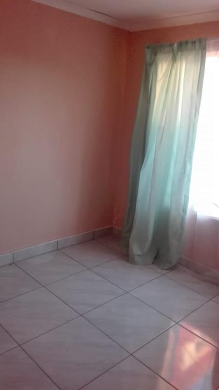 To Let 2 Bedroom Property for Rent in Vosloorus Gauteng