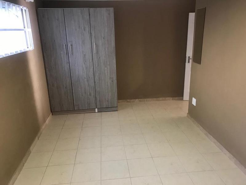 To Let 1 Bedroom Property for Rent in Moret Gauteng