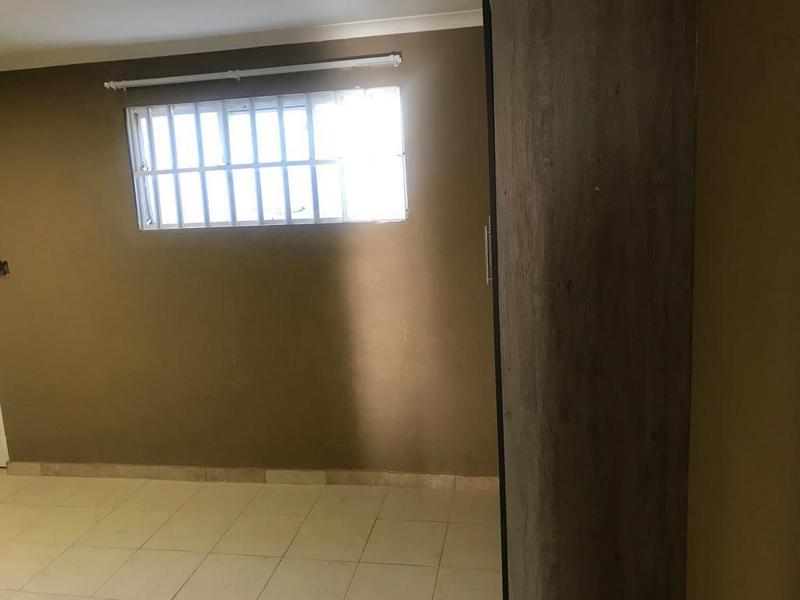 To Let 1 Bedroom Property for Rent in Moret Gauteng