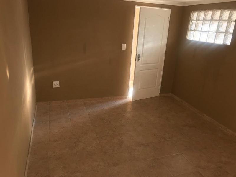 To Let 1 Bedroom Property for Rent in Moret Gauteng