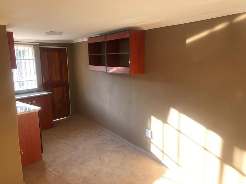 To Let 1 Bedroom Property for Rent in Moret Gauteng