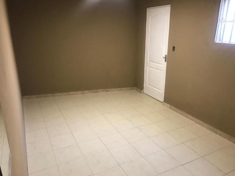 To Let 1 Bedroom Property for Rent in Moret Gauteng