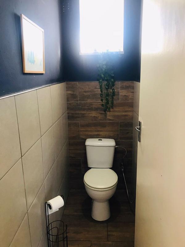 1 Bedroom Property for Sale in Sunnyridge Gauteng