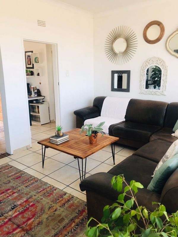 1 Bedroom Property for Sale in Sunnyridge Gauteng