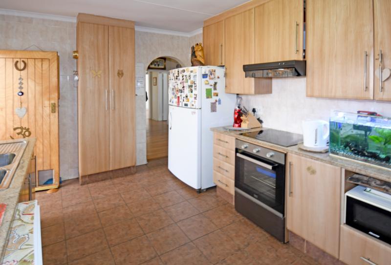2 Bedroom Property for Sale in Klopperpark Gauteng