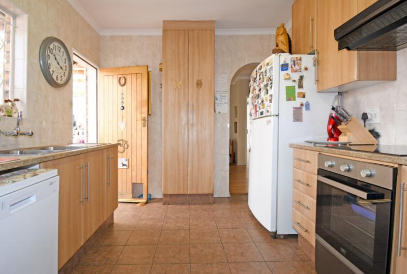 2 Bedroom Property for Sale in Klopperpark Gauteng