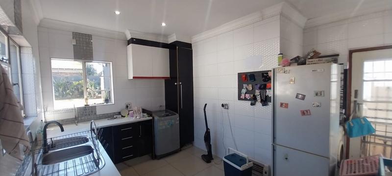 3 Bedroom Property for Sale in Sunnyridge Gauteng