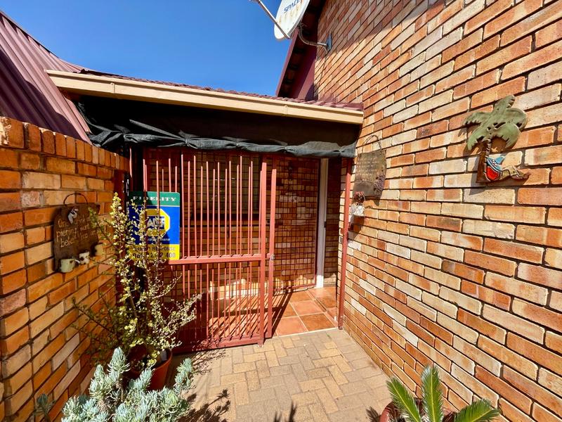 2 Bedroom Property for Sale in Krugersdorp North Gauteng