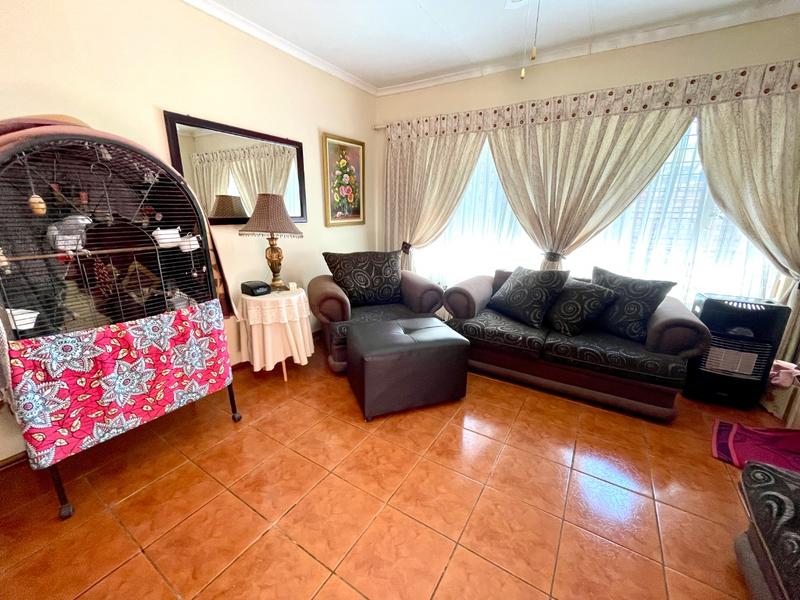 2 Bedroom Property for Sale in Krugersdorp North Gauteng