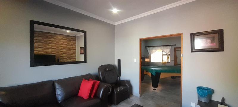 To Let 3 Bedroom Property for Rent in Amberfield Gauteng