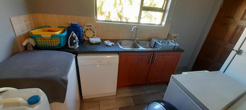 To Let 3 Bedroom Property for Rent in Amberfield Gauteng