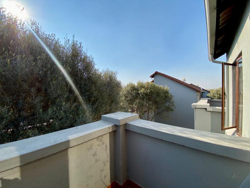 To Let 1 Bedroom Property for Rent in Rivonia Gauteng