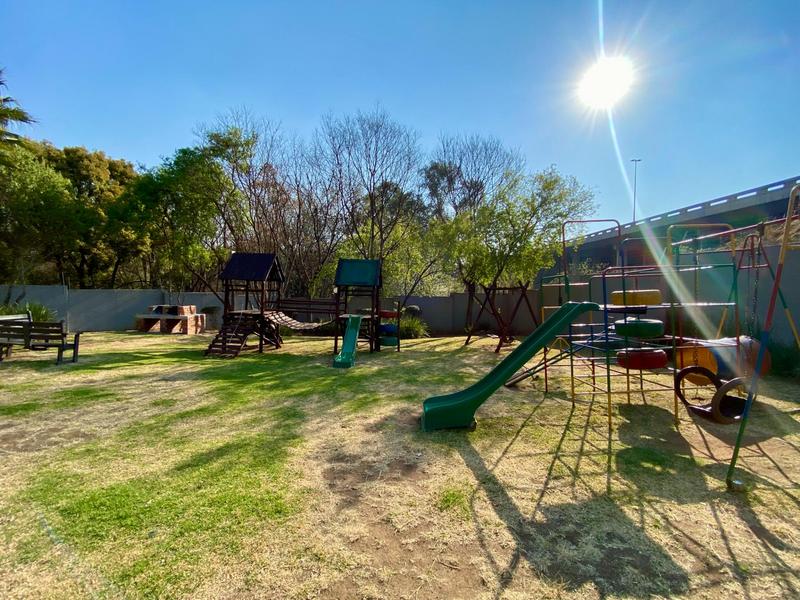 To Let 1 Bedroom Property for Rent in Rivonia Gauteng