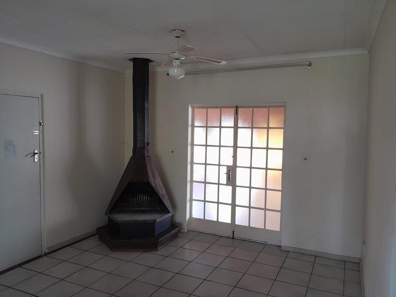 To Let 3 Bedroom Property for Rent in Pretoria North Gauteng