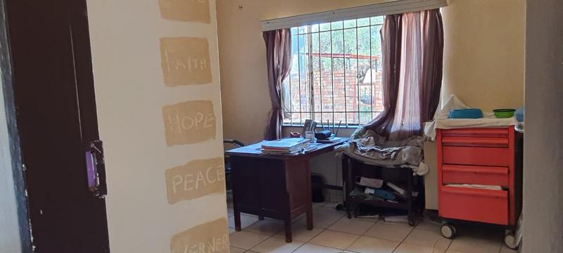 4 Bedroom Property for Sale in Bultfontein Gauteng