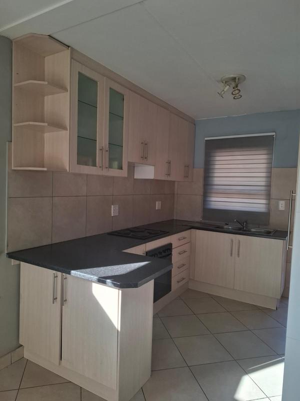 To Let 2 Bedroom Property for Rent in Cresta Gauteng