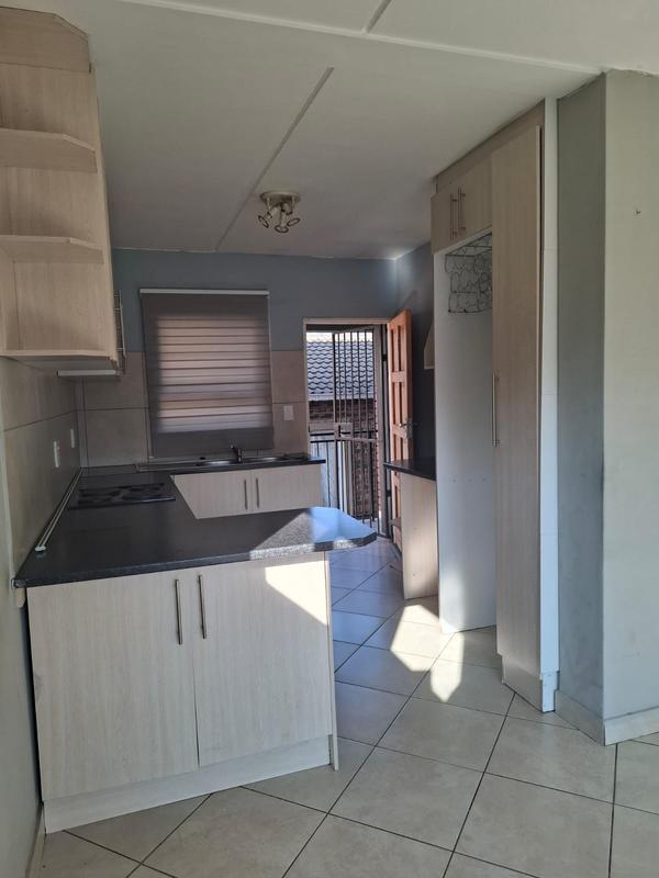 2 Bedroom Property for Sale in Cresta Gauteng