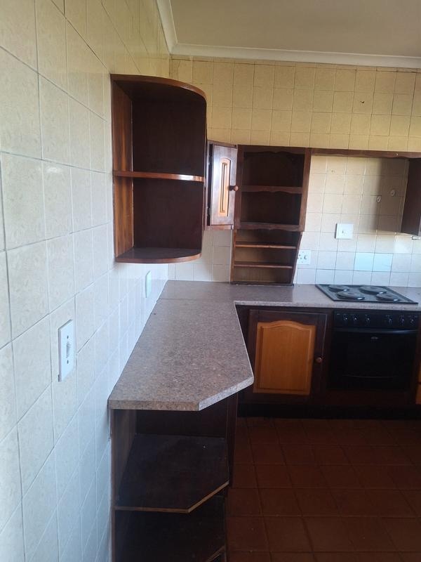 To Let 2 Bedroom Property for Rent in Florida Park Gauteng