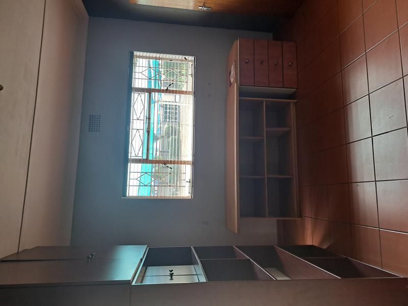 To Let 3 Bedroom Property for Rent in Ontdekkerspark Gauteng