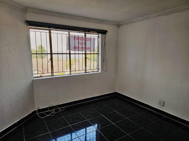 2 Bedroom Property for Sale in Ridgeway Gauteng