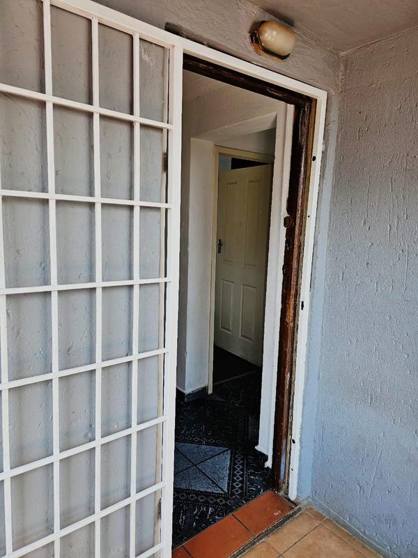2 Bedroom Property for Sale in Ridgeway Gauteng