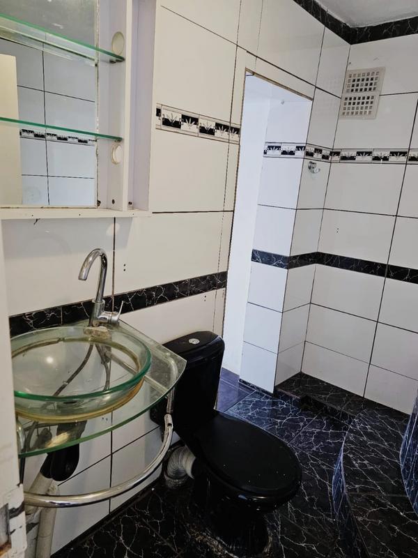 2 Bedroom Property for Sale in Ridgeway Gauteng