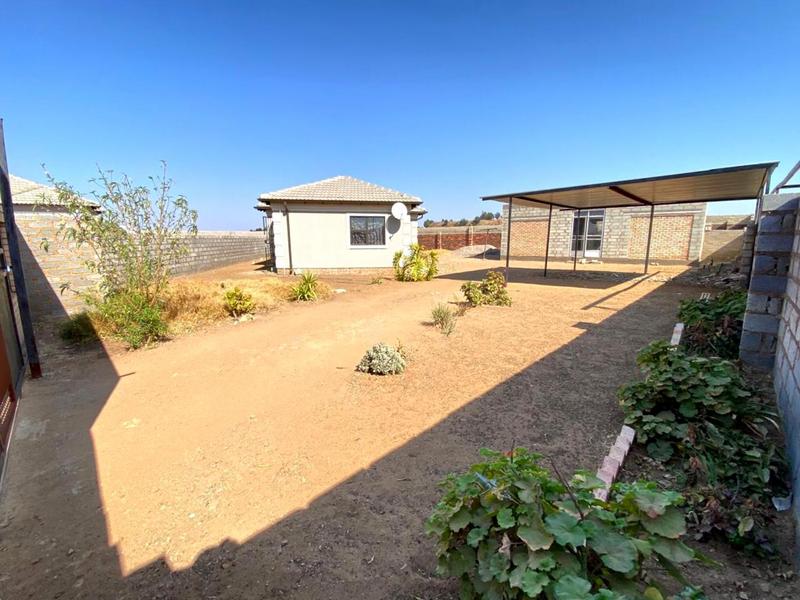 To Let 3 Bedroom Property for Rent in Azaadville Gardens Gauteng