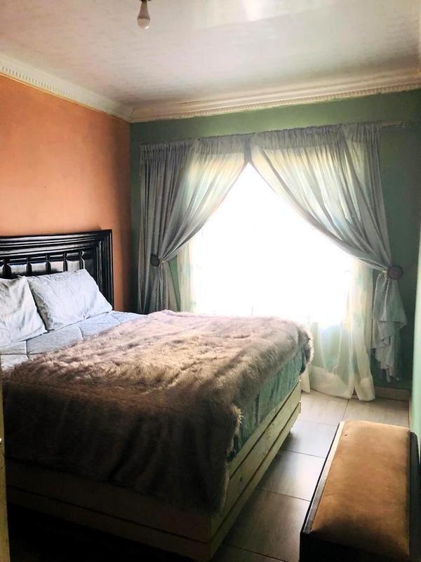 2 Bedroom Property for Sale in Bram Fischerville Gauteng