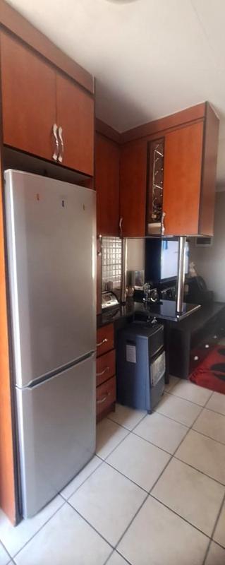 2 Bedroom Property for Sale in Fleurhof Gauteng