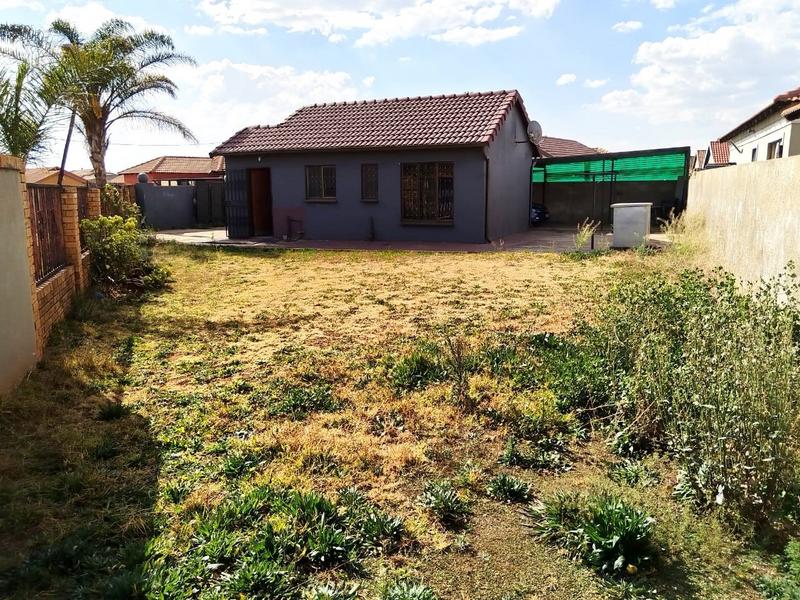 2 Bedroom Property for Sale in Vosloorus Gauteng