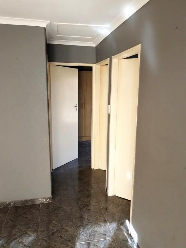 2 Bedroom Property for Sale in Vosloorus Gauteng