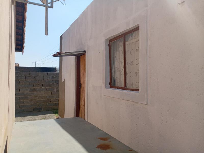 2 Bedroom Property for Sale in Windmill Park Gauteng