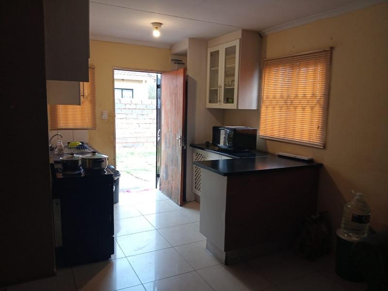 2 Bedroom Property for Sale in Windmill Park Gauteng