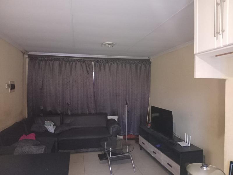2 Bedroom Property for Sale in Windmill Park Gauteng