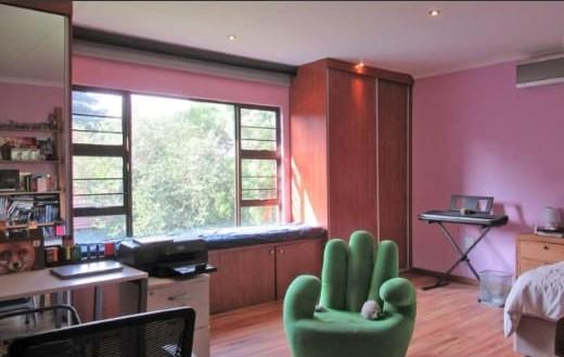 7 Bedroom Property for Sale in Oaklands Gauteng