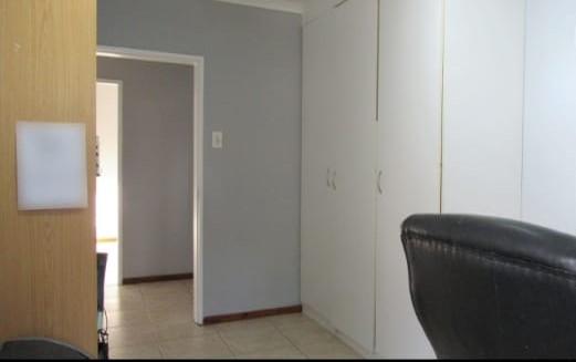 7 Bedroom Property for Sale in Oaklands Gauteng