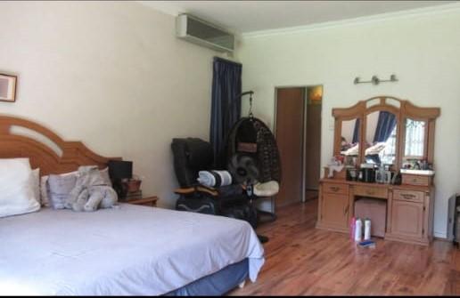 7 Bedroom Property for Sale in Oaklands Gauteng