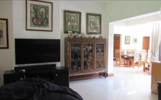 7 Bedroom Property for Sale in Oaklands Gauteng
