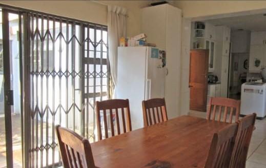 7 Bedroom Property for Sale in Oaklands Gauteng