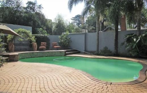 7 Bedroom Property for Sale in Oaklands Gauteng