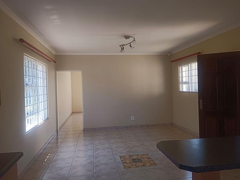 To Let 2 Bedroom Property for Rent in Mondeor Gauteng