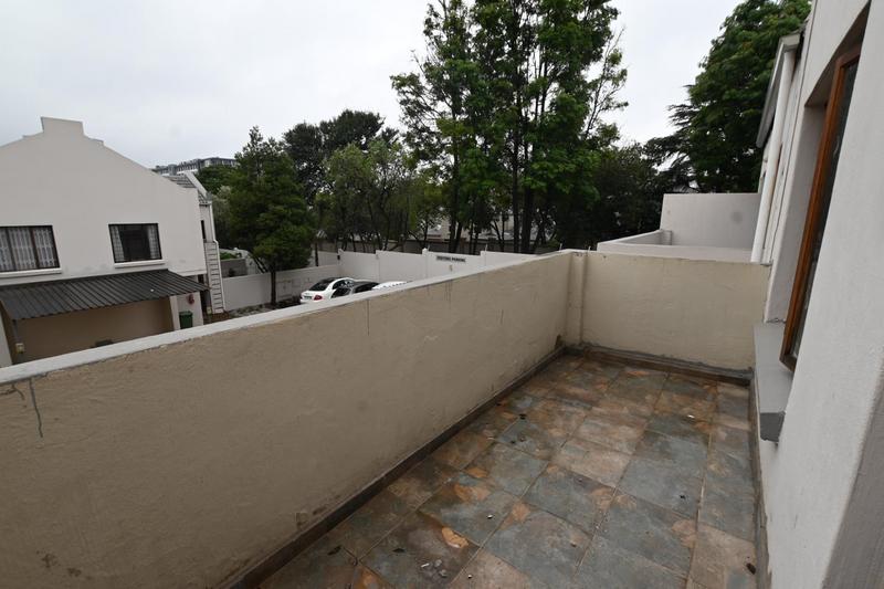 To Let 1 Bedroom Property for Rent in Sandown Gauteng