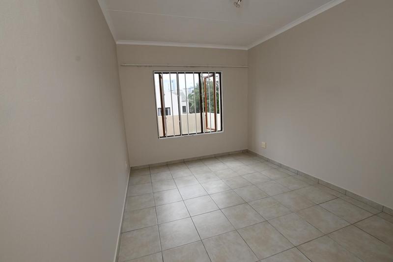 To Let 1 Bedroom Property for Rent in Sandown Gauteng
