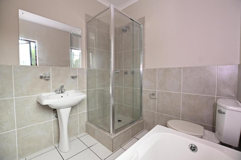 To Let 1 Bedroom Property for Rent in Sandown Gauteng