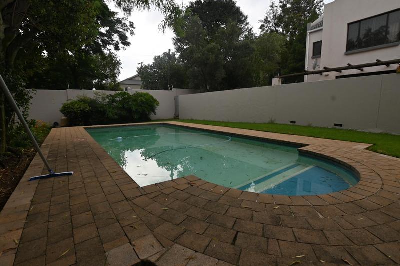 To Let 1 Bedroom Property for Rent in Sandown Gauteng